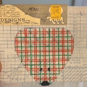 Plaid Heart Mouse Needlepoint Canvas
